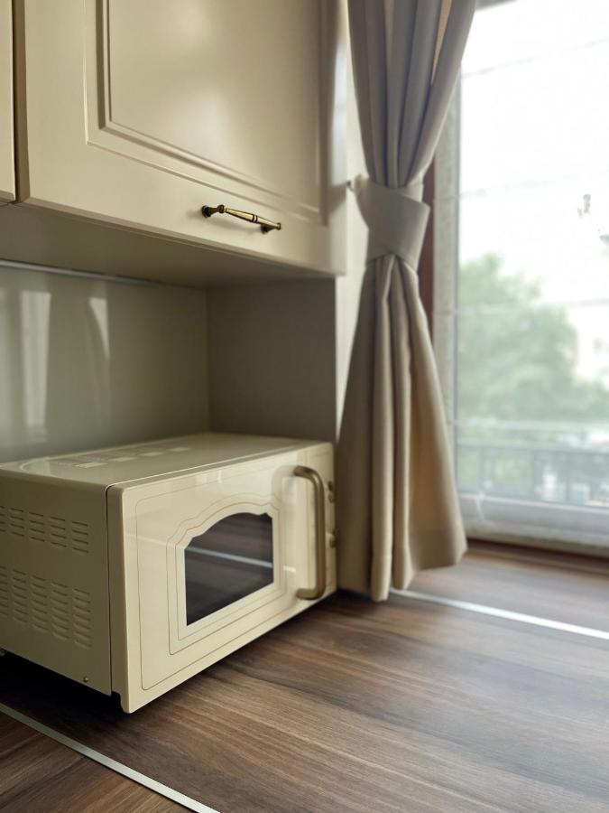 Pride Apartment Львов Экстерьер фото
